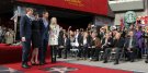 Regisseur Tom Hooper und die Darsteller Anne Hathaway, Hugh Jackman und Amanda Seyfried auf dem Hollywood Walk of Fame am 13.12.12 © 2012 Universal Pictures